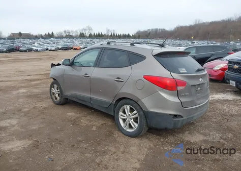 2013 Hyundai Tucson Gls z USA, uszkodzony, nr VIN KM8JUCAC8DU618583